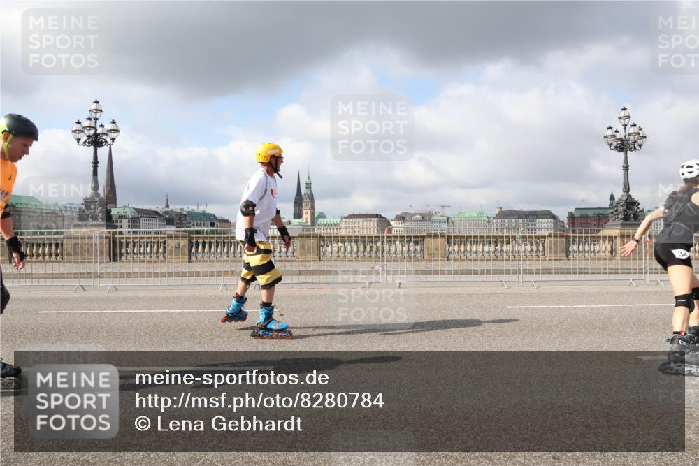 29.06.2025 - hella hamburg halbmarathon Lena Gebhardt http://msf.ph/oto/8280784 29.06.2025 09:05:03 Lombardsbrücke  meine-sportfotos.de