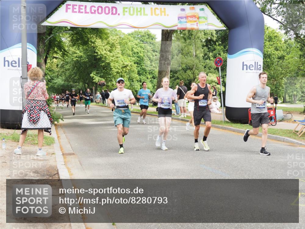 29.06.2025 - hella hamburg halbmarathon MichiJ http://msf.ph/oto/8280793 29.06.2025 10:57:45 Zwischen KM18-KM19 7346, 7881, 8001, 8055, 10858, 12928, 12929, 14679, 15214, 16776, 16938 meine-sportfotos.de