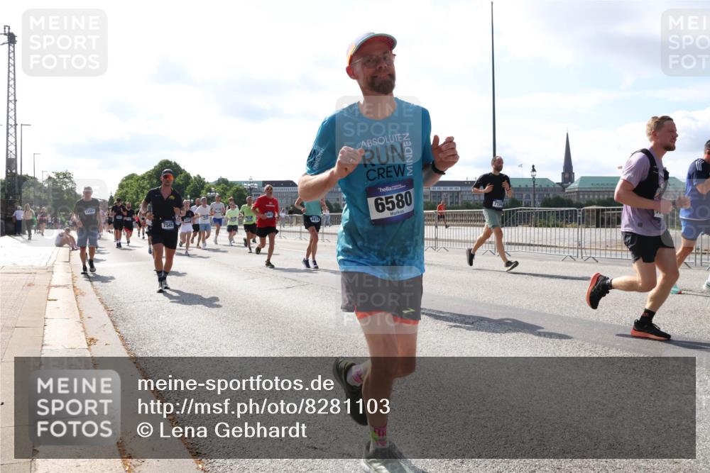 29.06.2025 - hella hamburg halbmarathon Lena Gebhardt http://msf.ph/oto/8281103 29.06.2025 09:58:06 Lombardsbrücke 12662, 7509, 4814, 6580, 1034, 1094, 1179, 1190, 1258, 1320, 1321, 1335, 1563, 1815, 1870, 2034, 2070, 2138, 2397, 2417, 2448, 2488, 2612, 2636, 2711, 2946, 3058, 3091, 3114, 3251, 4379, 4814, 4903, 5032, 5093, 5305, 5672, 5721, 5775, 6164, 6272, 6355, 6356, 6569, 6580, 6585, 6628, 6754, 6776, 6897, 7065, 7134, 7409, 7478, 7509, 7594, 7646, 7724, 7856, 7896, 7952, 7973, 7976, 8154, 8311, 8508, 8590, 9012, 9057, 9562, 9656, 10084 meine-sportfotos.de