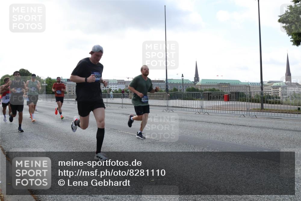 29.06.2025 - hella hamburg halbmarathon Lena Gebhardt http://msf.ph/oto/8281110 29.06.2025 09:45:34 Lombardsbrücke 11120, 1707, 8190, 10876, 3066, 12308, 57, 1686, 1707, 1758, 1990, 2689, 2746, 3043, 4050, 4129, 4679, 4698, 4749, 5070, 5187, 5328, 5550, 5746, 5826, 6358, 6781, 6878, 7272, 7389, 7481, 7651, 7723, 7965, 8190, 8209, 8883, 9137, 9381, 9571, 9634, 10017, 10171, 10270, 10484, 10486, 10876, 11120, 11169, 11413, 11857, 12049, 12232, 12234, 12308, 12595, 12691, 12988, 13066, 13343, 13618, 13686, 14028, 14140, 14289, 15672, 15883, 16157, 16713, 16818, 17428 meine-sportfotos.de