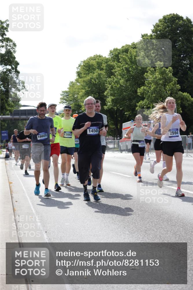 29.06.2025 - hella hamburg halbmarathon Jannik Wohlers http://msf.ph/oto/8281153 29.06.2025 10:02:53 Lombardsbrücke 1114, 1135, 1138, 1414, 1450, 1885, 2594, 2619, 2782, 3572, 4511, 6453, 7210, 7211, 7290, 7706, 7935, 9439, 9453, 10824, 11556, 12177, 12211, 12212, 12843, 13036, 13474, 13664, 13732, 13857, 13874, 13976, 14225, 14493, 15539, 16355, 16605, 17096, 18028 meine-sportfotos.de