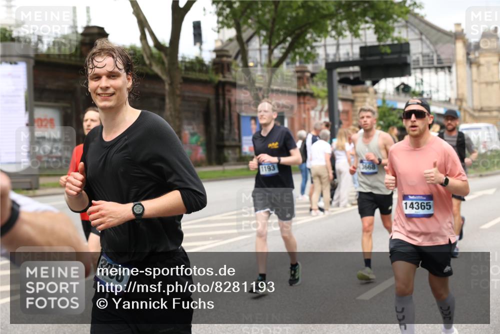 29.06.2025 - hella hamburg halbmarathon Yannick Fuchs http://msf.ph/oto/8281193 29.06.2025 10:49:45 20KM 1130, 1179, 1180, 1193, 2612, 2982, 3058, 3668, 4951, 5643, 5672, 6569, 6591, 6924, 7594, 7742, 7976, 8255, 8639, 8863, 9361, 9562, 11039, 11309, 12196, 12515, 12545, 13474, 14363, 14365, 14461, 15184, 15484, 15584, 15818, 15884, 16176, 16375, 16401, 16434, 16521, 16786, 17133, 17259, 17615, 17640, 17642, 17734, 18064, 18125, 18212, 18325, 18340, 18495, 18741, 18746, 18835, 19120, 19152 meine-sportfotos.de