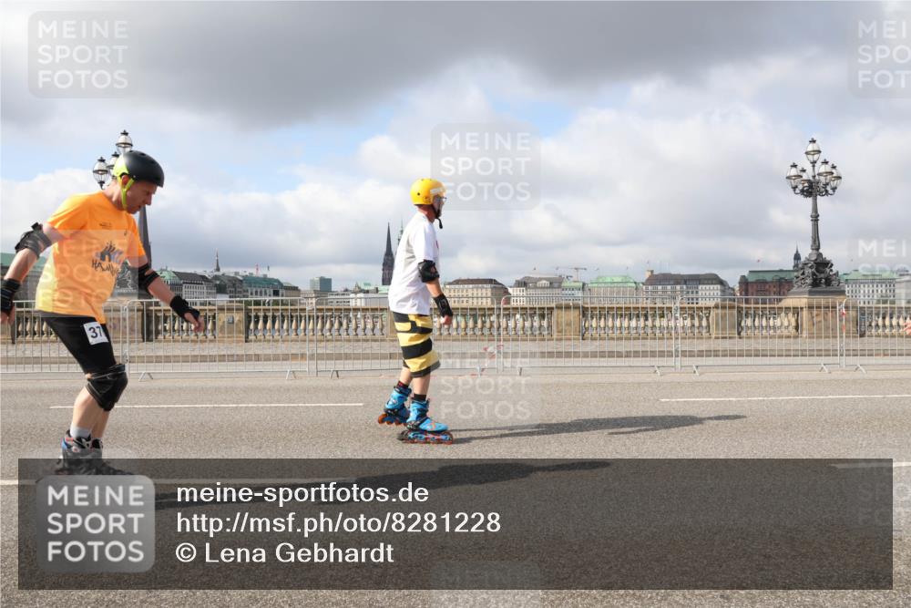 29.06.2025 - hella hamburg halbmarathon Lena Gebhardt http://msf.ph/oto/8281228 29.06.2025 09:05:03 Lombardsbrücke  meine-sportfotos.de