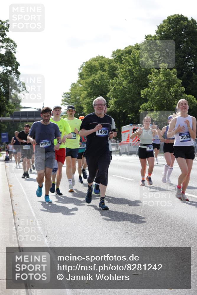 29.06.2025 - hella hamburg halbmarathon Jannik Wohlers http://msf.ph/oto/8281242 29.06.2025 10:02:53 Lombardsbrücke 1114, 1135, 1138, 1414, 1450, 1885, 2594, 2619, 2782, 3572, 4511, 6453, 7210, 7211, 7290, 7706, 7935, 9439, 9453, 10824, 11556, 12177, 12211, 12212, 12843, 13036, 13474, 13664, 13732, 13857, 13874, 13976, 14225, 14493, 15539, 16355, 16605, 17096, 18028 meine-sportfotos.de