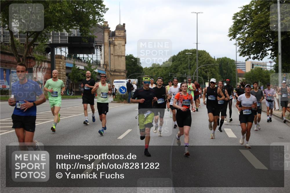 29.06.2025 - hella hamburg halbmarathon Yannick Fuchs http://msf.ph/oto/8281282 29.06.2025 10:37:28 20KM 1353, 1675, 1735, 2653, 4229, 4318, 5011, 5124, 5477, 7026, 9364, 9371, 9534, 10099, 10251, 11177, 12723, 12839, 13746, 13807, 14226, 14447, 14560, 14813, 15255, 15328, 15535, 15706, 15851, 15921, 16333, 17733, 17911, 18004, 18274, 18275, 18304, 18449, 18659, 18680, 18987, 19009, 19229 meine-sportfotos.de