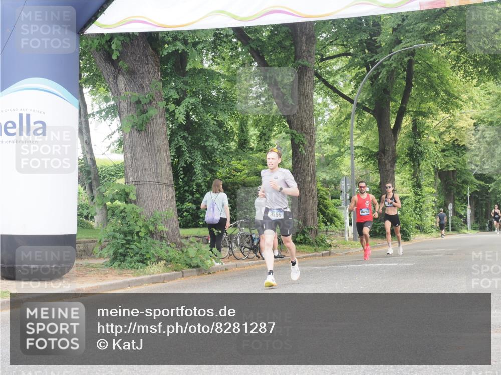 29.06.2025 - hella hamburg halbmarathon KatJ http://msf.ph/oto/8281287 29.06.2025 10:10:49 Zwischen KM18-KM19  meine-sportfotos.de