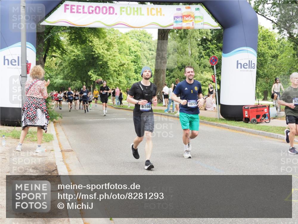 29.06.2025 - hella hamburg halbmarathon MichiJ http://msf.ph/oto/8281293 29.06.2025 10:57:53 Zwischen KM18-KM19 3756, 6166, 9280, 10775, 11774, 16776, 18222 meine-sportfotos.de