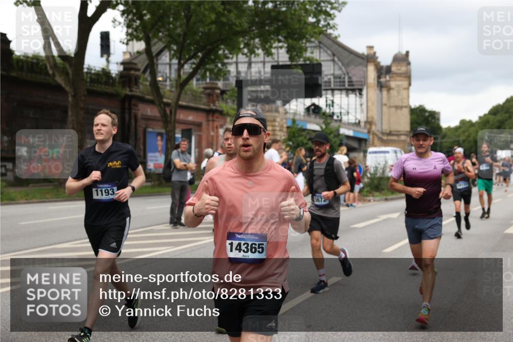 29.06.2025 - hella hamburg halbmarathon Yannick Fuchs http://msf.ph/oto/8281333 29.06.2025 10:49:45 20KM 1130, 1179, 1180, 1193, 2612, 2982, 3058, 3668, 4951, 5643, 5672, 6569, 6591, 6924, 7594, 7742, 7976, 8255, 8639, 8863, 9361, 9562, 11039, 11309, 12196, 12515, 12545, 13474, 14363, 14365, 14461, 15184, 15484, 15584, 15818, 15884, 16176, 16375, 16401, 16434, 16521, 16786, 17133, 17259, 17615, 17640, 17642, 17734, 18064, 18125, 18212, 18325, 18340, 18495, 18741, 18746, 18835, 19120, 19152 meine-sportfotos.de