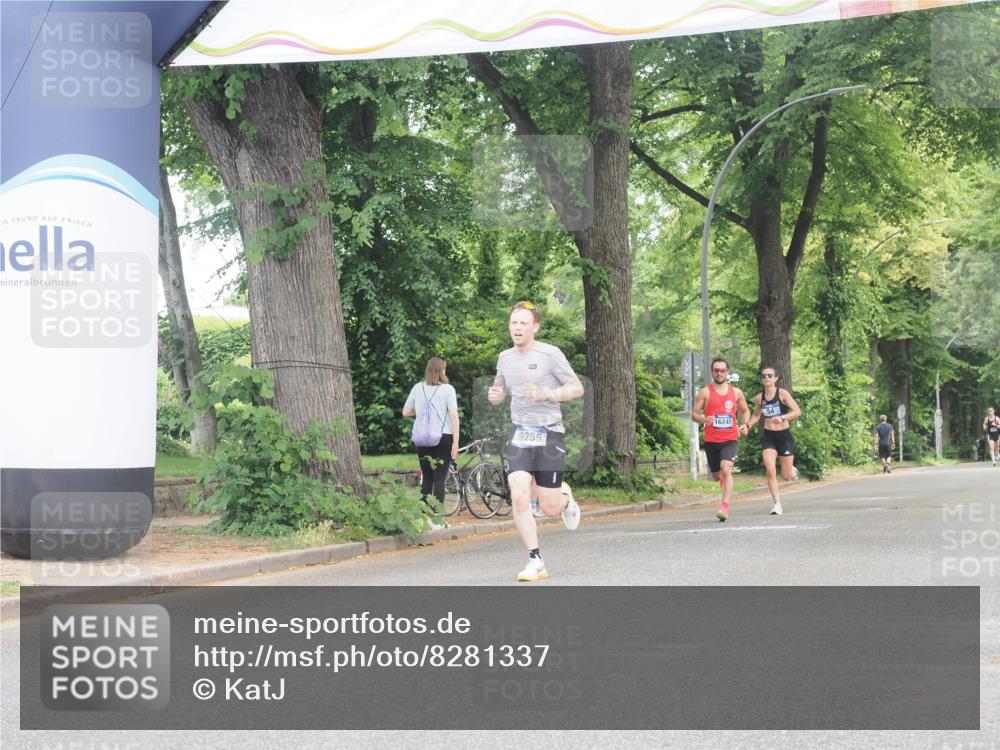 29.06.2025 - hella hamburg halbmarathon KatJ http://msf.ph/oto/8281337 29.06.2025 10:10:49 Zwischen KM18-KM19  meine-sportfotos.de