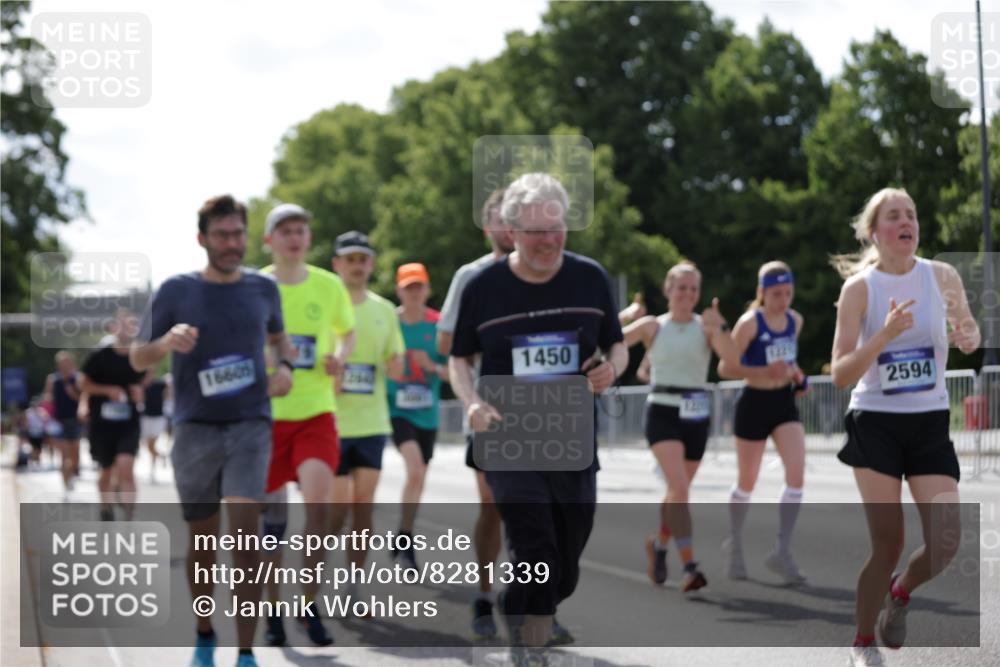 29.06.2025 - hella hamburg halbmarathon Jannik Wohlers http://msf.ph/oto/8281339 29.06.2025 10:02:54 Lombardsbrücke 1114, 1135, 1138, 1414, 1450, 1885, 2594, 2619, 2782, 3572, 4307, 4511, 6391, 6453, 7211, 7290, 7706, 7935, 9439, 9453, 10824, 11556, 12177, 12211, 12212, 12843, 13036, 13474, 13732, 13857, 13874, 13976, 14225, 14493, 15539, 16605, 17096, 18028 meine-sportfotos.de