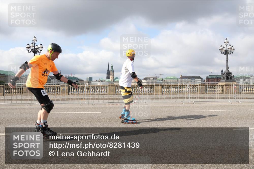 29.06.2025 - hella hamburg halbmarathon Lena Gebhardt http://msf.ph/oto/8281439 29.06.2025 09:05:03 Lombardsbrücke  meine-sportfotos.de