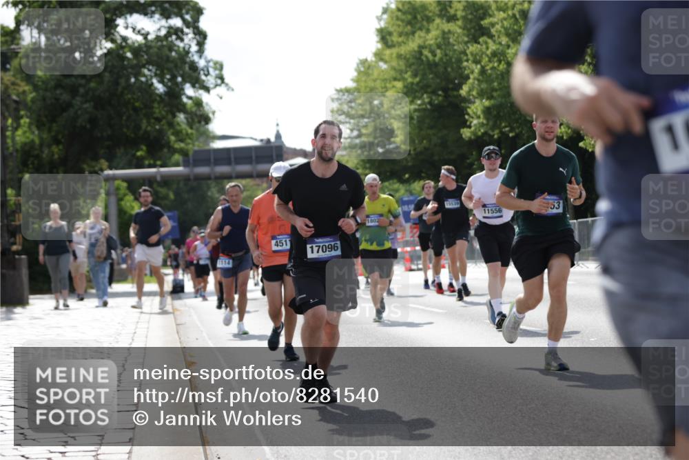 29.06.2025 - hella hamburg halbmarathon Jannik Wohlers http://msf.ph/oto/8281540 29.06.2025 10:02:56 Lombardsbrücke 1114, 1135, 1138, 1450, 1885, 2594, 2619, 3572, 4307, 4511, 6391, 6453, 7277, 7278, 7279, 7290, 7706, 7935, 9439, 9453, 10824, 11556, 12177, 12211, 12212, 12377, 12843, 13036, 13474, 13732, 13857, 13874, 13976, 14225, 15539, 16371, 16605, 17096, 18028 meine-sportfotos.de