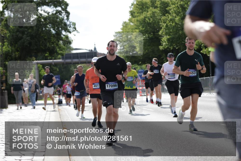 29.06.2025 - hella hamburg halbmarathon Jannik Wohlers http://msf.ph/oto/8281561 29.06.2025 10:02:56 Lombardsbrücke 1114, 1135, 1138, 1450, 1885, 2594, 2619, 3572, 4307, 4511, 6391, 6453, 7277, 7278, 7279, 7290, 7706, 7935, 9439, 9453, 10824, 11556, 12177, 12211, 12212, 12377, 12843, 13036, 13474, 13732, 13857, 13874, 13976, 14225, 15539, 16371, 16605, 17096, 18028 meine-sportfotos.de