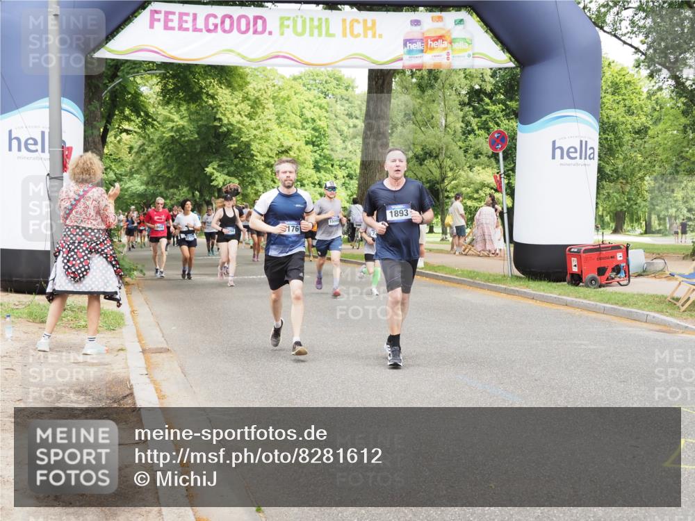 29.06.2025 - hella hamburg halbmarathon MichiJ http://msf.ph/oto/8281612 29.06.2025 10:58:00 Zwischen KM18-KM19 1893, 3176, 6166, 7462, 10775, 13610, 15085 meine-sportfotos.de