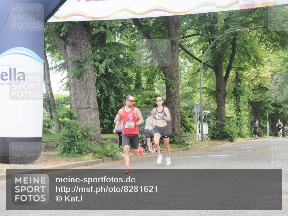 29.06.2025 - hella hamburg halbmarathon KatJ http://msf.ph/oto/8281621 29.06.2025 10:10:52 Zwischen KM18-KM19 54 meine-sportfotos.de