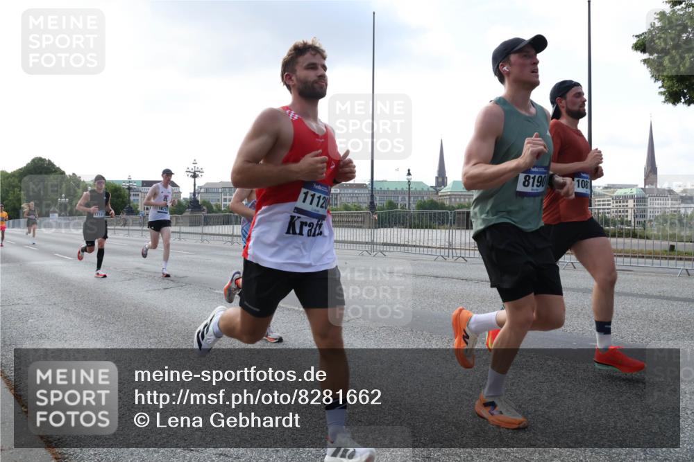 29.06.2025 - hella hamburg halbmarathon Lena Gebhardt http://msf.ph/oto/8281662 29.06.2025 09:45:37 Lombardsbrücke 16712, 17191, 1112, 8190, 108, 57, 1686, 1707, 1758, 1990, 2689, 2746, 3043, 4050, 4129, 4679, 4698, 4749, 5070, 5187, 5328, 5550, 5746, 5826, 6358, 6781, 6878, 7272, 7389, 7481, 7651, 7723, 7965, 8190, 8209, 8883, 9137, 9381, 9571, 9634, 10017, 10171, 10270, 10484, 10486, 10876, 11120, 11413, 11857, 12049, 12232, 12234, 12308, 12595, 12691, 12988, 13066, 13343, 13618, 13686, 14028, 14140, 14289, 15672, 15883, 16157, 16713, 16818, 17428 meine-sportfotos.de