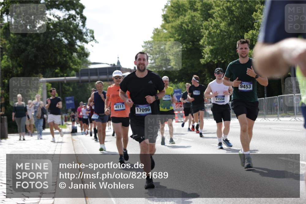29.06.2025 - hella hamburg halbmarathon Jannik Wohlers http://msf.ph/oto/8281689 29.06.2025 10:02:56 Lombardsbrücke 1114, 1135, 1138, 1450, 1885, 2594, 2619, 3572, 4307, 4511, 6391, 6453, 7277, 7278, 7279, 7290, 7706, 7935, 9439, 9453, 10824, 11556, 12177, 12211, 12212, 12377, 12843, 13036, 13474, 13732, 13857, 13874, 13976, 14225, 15539, 16371, 16605, 17096, 18028 meine-sportfotos.de
