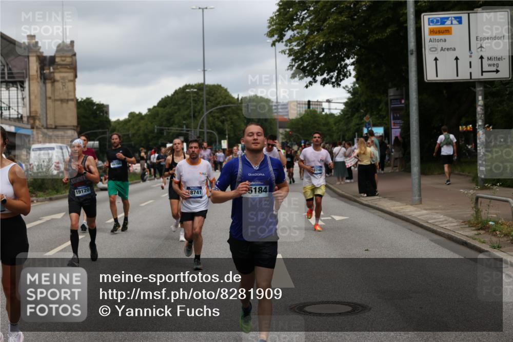 29.06.2025 - hella hamburg halbmarathon Yannick Fuchs http://msf.ph/oto/8281909 29.06.2025 10:49:47 20KM 1130, 1180, 1193, 2982, 3048, 3058, 3668, 4951, 5465, 5672, 6569, 6591, 6924, 7594, 7742, 7976, 8255, 8311, 8639, 8863, 9361, 9562, 11039, 11309, 12196, 12515, 13474, 14363, 14365, 14461, 15184, 15484, 15818, 15884, 16176, 16375, 16401, 16434, 16521, 16786, 17259, 17615, 17640, 17642, 17734, 18064, 18125, 18212, 18325, 18340, 18495, 18741, 18746, 18835, 19120, 19152 meine-sportfotos.de
