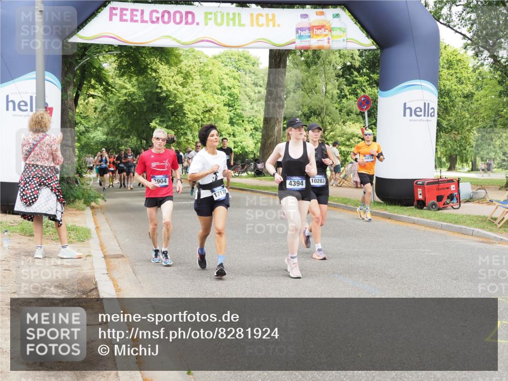 29.06.2025 - hella hamburg halbmarathon MichiJ http://msf.ph/oto/8281924 29.06.2025 10:58:04 Zwischen KM18-KM19 1893, 2904, 3176, 4394, 7462, 8854, 10283, 10610, 13610, 15085, 16456, 17174 meine-sportfotos.de