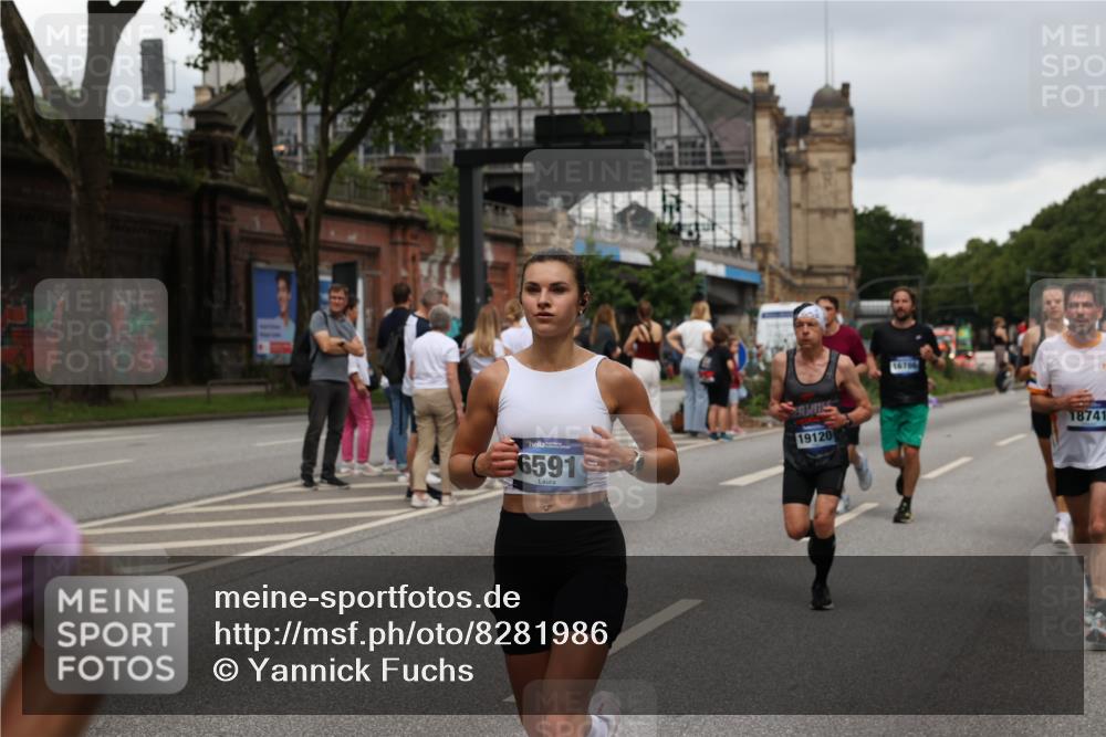 29.06.2025 - hella hamburg halbmarathon Yannick Fuchs http://msf.ph/oto/8281986 29.06.2025 10:49:47 20KM 1130, 1180, 1193, 2982, 3048, 3058, 3668, 4951, 5465, 5672, 6569, 6591, 6924, 7594, 7742, 7976, 8255, 8311, 8639, 8863, 9361, 9562, 11039, 11309, 12196, 12515, 13474, 14363, 14365, 14461, 15184, 15484, 15818, 15884, 16176, 16375, 16401, 16434, 16521, 16786, 17259, 17615, 17640, 17642, 17734, 18064, 18125, 18212, 18325, 18340, 18495, 18741, 18746, 18835, 19120, 19152 meine-sportfotos.de