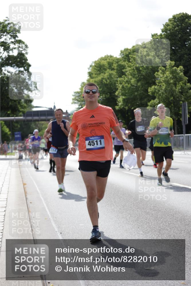 29.06.2025 - hella hamburg halbmarathon Jannik Wohlers http://msf.ph/oto/8282010 29.06.2025 10:02:59 Lombardsbrücke 1114, 1135, 1138, 1161, 1450, 1885, 2594, 2619, 4307, 4511, 5464, 6391, 6453, 7277, 7278, 7279, 7290, 7706, 7935, 9453, 11556, 12177, 12211, 12212, 12377, 12843, 13474, 13732, 13857, 13976, 15539, 16371, 16605, 17096, 17226, 18028 meine-sportfotos.de