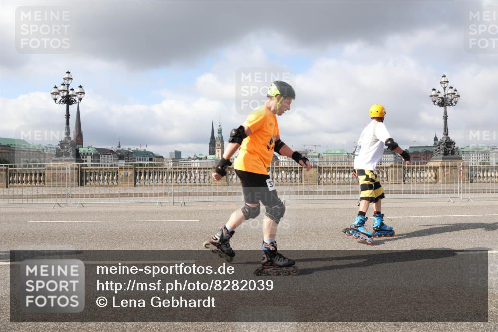 29.06.2025 - hella hamburg halbmarathon Lena Gebhardt http://msf.ph/oto/8282039 29.06.2025 09:05:04 Lombardsbrücke  meine-sportfotos.de