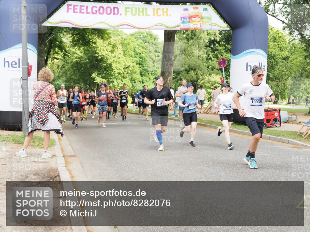 29.06.2025 - hella hamburg halbmarathon MichiJ http://msf.ph/oto/8282076 29.06.2025 10:58:09 Zwischen KM18-KM19 2904, 4394, 7809, 7810, 8854, 10283, 10610, 15570, 16456, 16709, 17174, 19035 meine-sportfotos.de