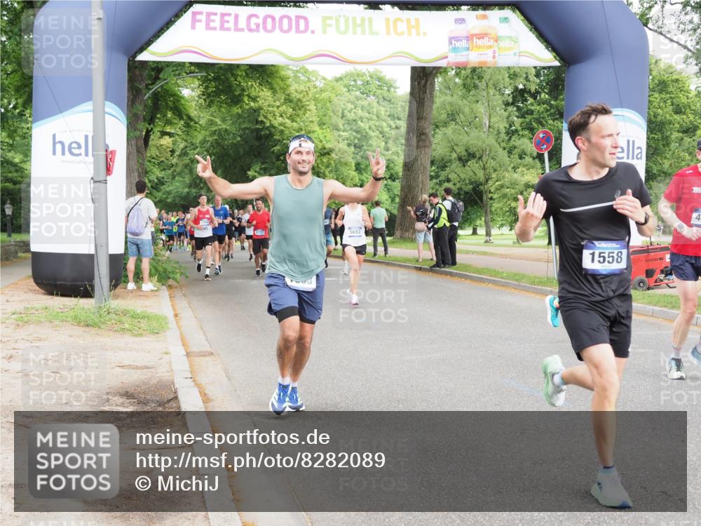29.06.2025 - hella hamburg halbmarathon MichiJ http://msf.ph/oto/8282089 29.06.2025 10:32:14 Zwischen KM18-KM19 1558, 3146, 4991, 5692, 7508, 8145, 8900, 9081, 10930, 11153, 11346, 12438, 13348, 14690, 15185 meine-sportfotos.de