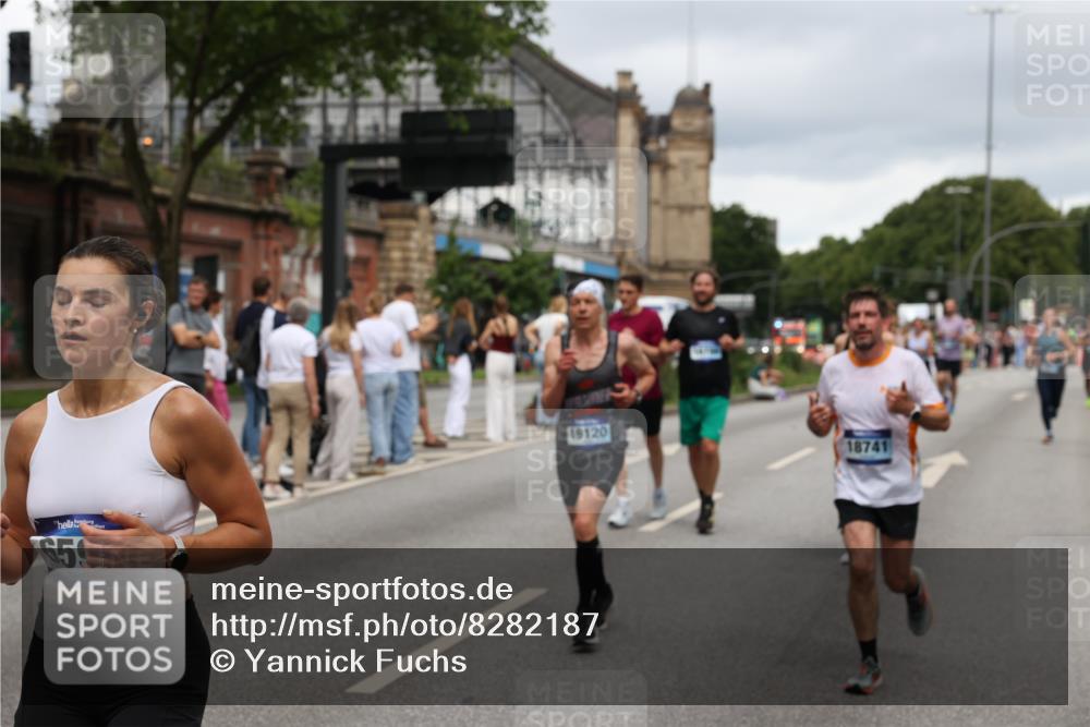 29.06.2025 - hella hamburg halbmarathon Yannick Fuchs http://msf.ph/oto/8282187 29.06.2025 10:49:48 20KM 1130, 1180, 1193, 2982, 3042, 3048, 3058, 3668, 4951, 5465, 5672, 6569, 6591, 6924, 7594, 7742, 7976, 8255, 8311, 8639, 8863, 9361, 9562, 11039, 11309, 11638, 12196, 12515, 13474, 14363, 14365, 14461, 15184, 15484, 15818, 15884, 16176, 16375, 16401, 16434, 16521, 16786, 17259, 17615, 17640, 17642, 17734, 18064, 18125, 18212, 18325, 18340, 18495, 18741, 18746, 18835, 19120, 19152 meine-sportfotos.de
