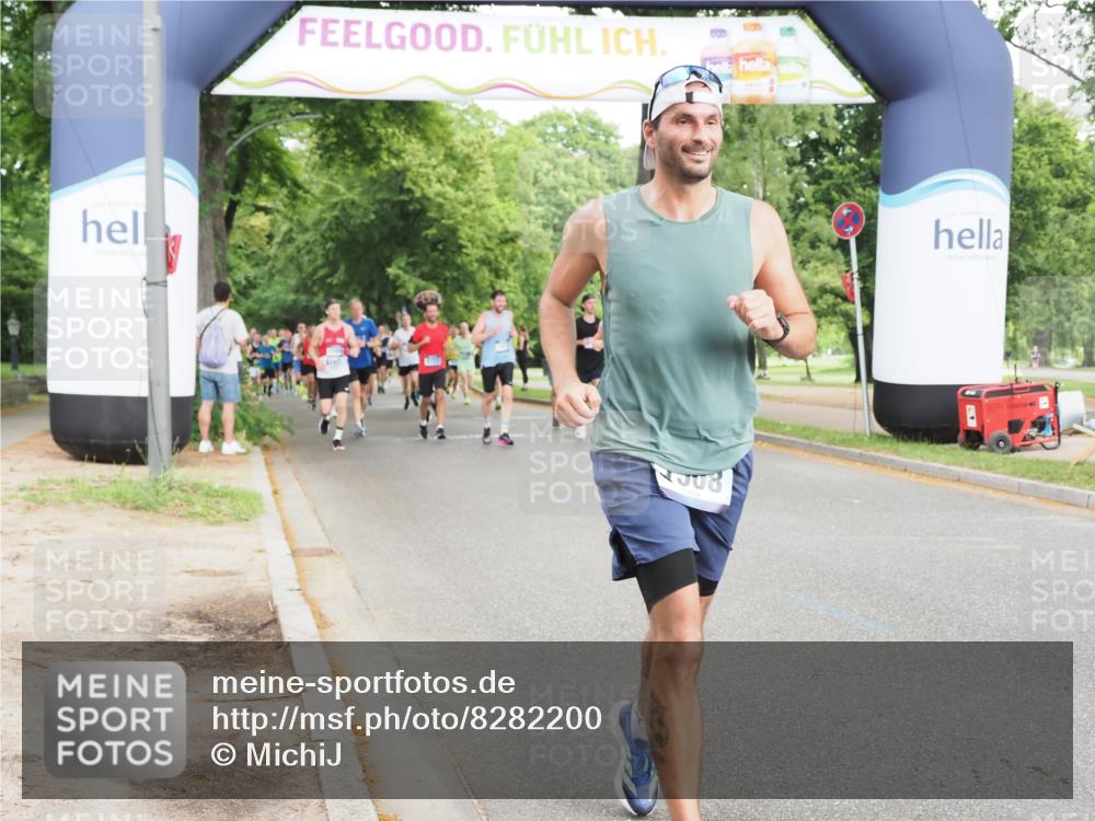 29.06.2025 - hella hamburg halbmarathon MichiJ http://msf.ph/oto/8282200 29.06.2025 10:32:15 Zwischen KM18-KM19 1558, 3146, 4991, 5692, 7508, 8145, 8900, 9081, 10930, 11153, 11346, 12438, 13348, 14690, 15185 meine-sportfotos.de