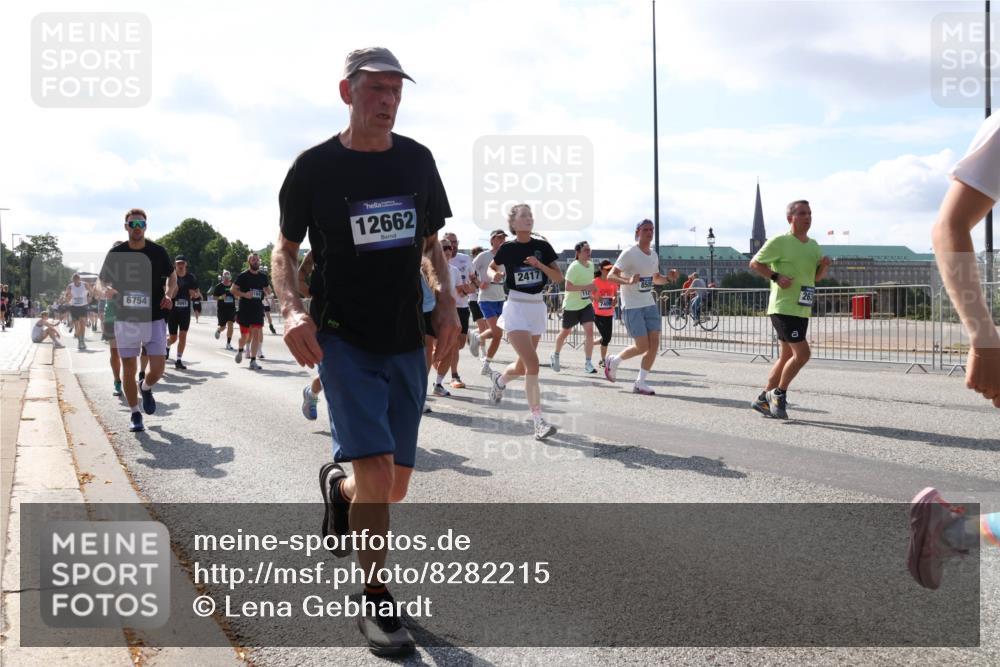 29.06.2025 - hella hamburg halbmarathon Lena Gebhardt http://msf.ph/oto/8282215 29.06.2025 09:58:10 Lombardsbrücke 6754, 3091, 12662, 2417, 1034, 1094, 1179, 1190, 1258, 1320, 1321, 1335, 1563, 1815, 1870, 2034, 2070, 2138, 2397, 2417, 2448, 2612, 2636, 2656, 2711, 2946, 3041, 3058, 3091, 3114, 3251, 3859, 4814, 4903, 5032, 5093, 5305, 5672, 5721, 5775, 6164, 6272, 6355, 6356, 6433, 6569, 6580, 6585, 6628, 6754, 6776, 6897, 7065, 7134, 7409, 7478, 7509, 7594, 7646, 7724, 7856, 7896, 7952, 7973, 7976, 8154, 8311, 8508, 8590, 8825, 9012, 9057, 9562, 9656, 10084 meine-sportfotos.de