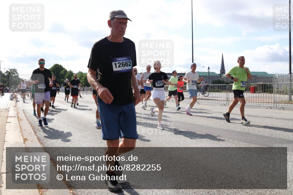 29.06.2025 - hella hamburg halbmarathon Lena Gebhardt http://msf.ph/oto/8282255 29.06.2025 09:58:10 Lombardsbrücke 6754, 12662, 2417, 2638, 1034, 1094, 1179, 1190, 1258, 1320, 1321, 1335, 1563, 1815, 1870, 2034, 2070, 2138, 2397, 2417, 2448, 2612, 2636, 2656, 2711, 2946, 3041, 3058, 3091, 3114, 3251, 3859, 4814, 4903, 5032, 5093, 5305, 5672, 5721, 5775, 6164, 6272, 6355, 6356, 6433, 6569, 6580, 6585, 6628, 6754, 6776, 6897, 7065, 7134, 7409, 7478, 7509, 7594, 7646, 7724, 7856, 7896, 7952, 7973, 7976, 8154, 8311, 8508, 8590, 8825, 9012, 9057, 9562, 9656, 10084 meine-sportfotos.de