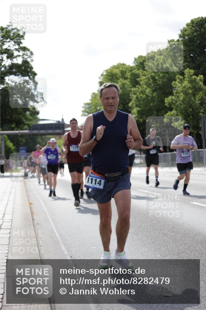 29.06.2025 - hella hamburg halbmarathon Jannik Wohlers http://msf.ph/oto/8282479 29.06.2025 10:03:01 Lombardsbrücke 1114, 1135, 1138, 1161, 1450, 1885, 2594, 2619, 4307, 4511, 5464, 6391, 6453, 7277, 7278, 7279, 7290, 7706, 7935, 9453, 11556, 12211, 12212, 12377, 12843, 13474, 13732, 13857, 13976, 15539, 16371, 16605, 17096, 17226, 18028 meine-sportfotos.de