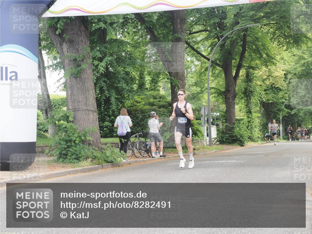 29.06.2025 - hella hamburg halbmarathon KatJ http://msf.ph/oto/8282491 29.06.2025 10:11:02 Zwischen KM18-KM19  meine-sportfotos.de