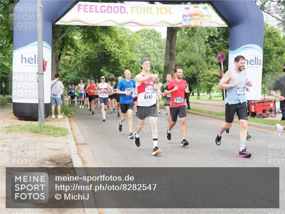 29.06.2025 - hella hamburg halbmarathon MichiJ http://msf.ph/oto/8282547 29.06.2025 10:32:18 Zwischen KM18-KM19 1415, 1558, 3146, 3907, 4991, 5692, 7093, 7508, 8063, 8145, 8900, 11848, 12966, 13348 meine-sportfotos.de