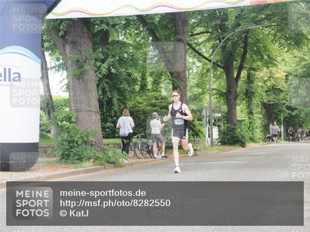 29.06.2025 - hella hamburg halbmarathon KatJ http://msf.ph/oto/8282550 29.06.2025 10:11:02 Zwischen KM18-KM19  meine-sportfotos.de