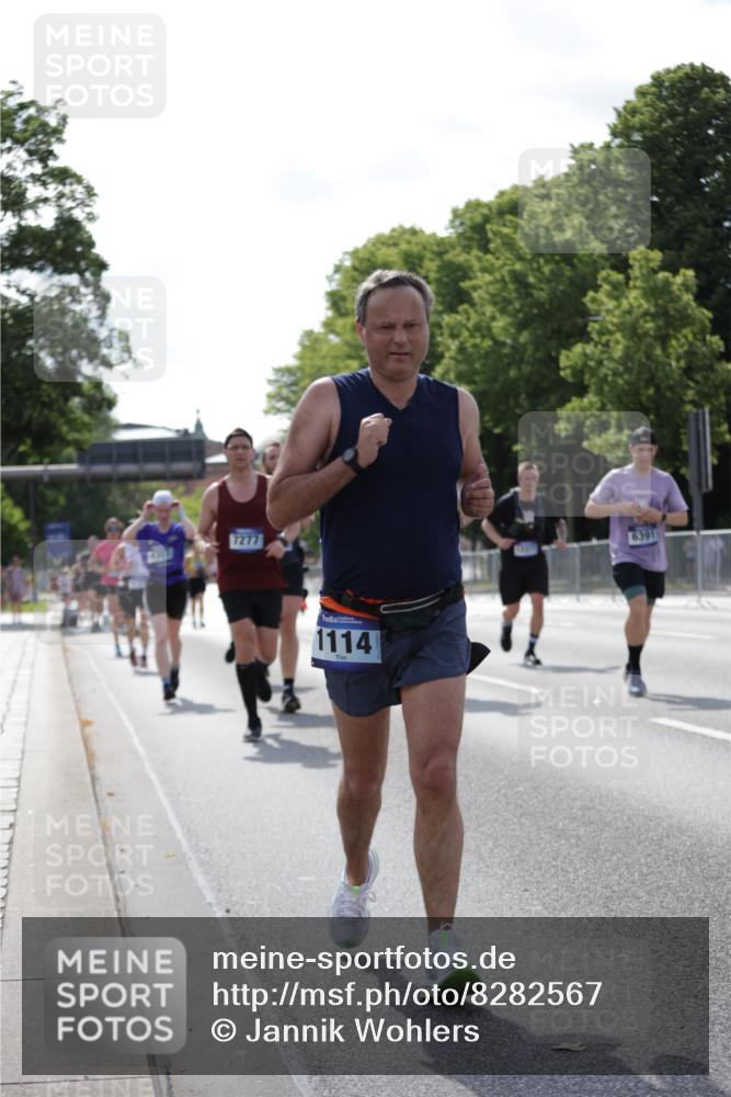 29.06.2025 - hella hamburg halbmarathon Jannik Wohlers http://msf.ph/oto/8282567 29.06.2025 10:03:01 Lombardsbrücke 1114, 1135, 1138, 1161, 1450, 1885, 2594, 2619, 4307, 4511, 5464, 6391, 6453, 7277, 7278, 7279, 7290, 7706, 7935, 9453, 11556, 12211, 12212, 12377, 12843, 13474, 13732, 13857, 13976, 15539, 16371, 16605, 17096, 17226, 18028 meine-sportfotos.de