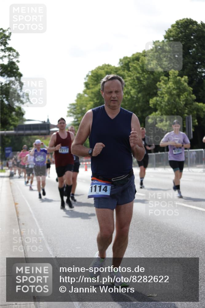 29.06.2025 - hella hamburg halbmarathon Jannik Wohlers http://msf.ph/oto/8282622 29.06.2025 10:03:02 Lombardsbrücke 1114, 1135, 1138, 1161, 1450, 1885, 2594, 2619, 4307, 4511, 5384, 5464, 6391, 6453, 7277, 7278, 7279, 7290, 7935, 9453, 11556, 12211, 12212, 12377, 12843, 13732, 13857, 13976, 15539, 16371, 16605, 17096, 17226, 18028 meine-sportfotos.de
