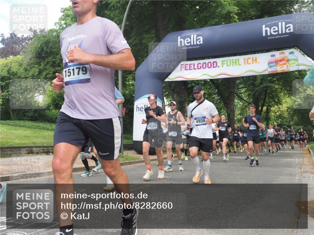 29.06.2025 - hella hamburg halbmarathon KatJ http://msf.ph/oto/8282660 29.06.2025 10:40:55 Zwischen KM18-KM19 1502, 2099, 2884, 3103, 3310, 4189, 4299, 4938, 6762, 6994, 7147, 7478 meine-sportfotos.de