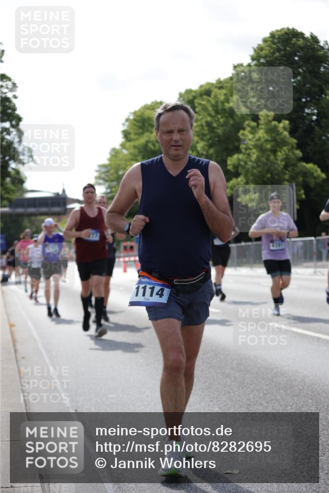 29.06.2025 - hella hamburg halbmarathon Jannik Wohlers http://msf.ph/oto/8282695 29.06.2025 10:03:02 Lombardsbrücke 1114, 1135, 1138, 1161, 1450, 1885, 2594, 2619, 4307, 4511, 5384, 5464, 6391, 6453, 7277, 7278, 7279, 7290, 7935, 9453, 11556, 12211, 12212, 12377, 12843, 13732, 13857, 13976, 15539, 16371, 16605, 17096, 17226, 18028 meine-sportfotos.de