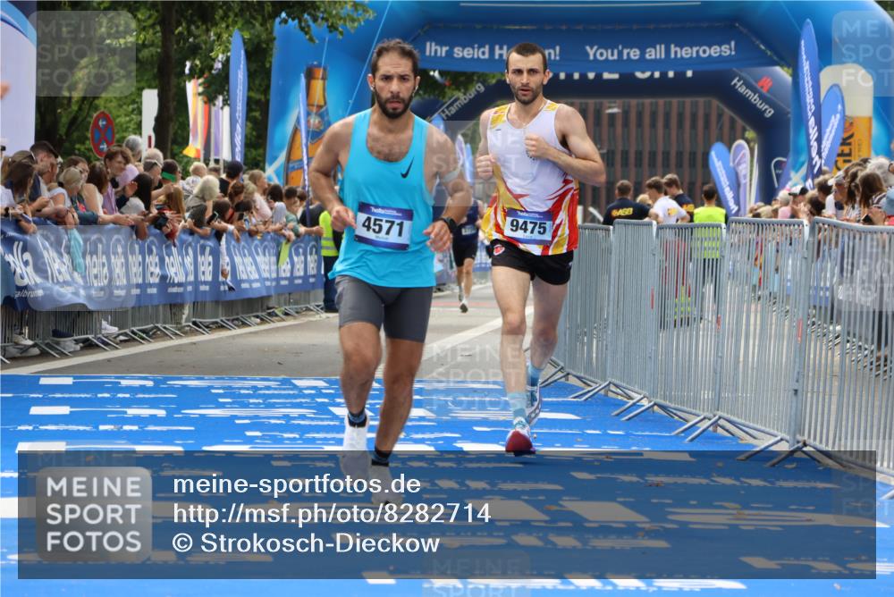 29.06.2025 - hella hamburg halbmarathon Strokosch-Dieckow http://msf.ph/oto/8282714 29.06.2025 10:22:21 Ziel 4571, 9475 meine-sportfotos.de