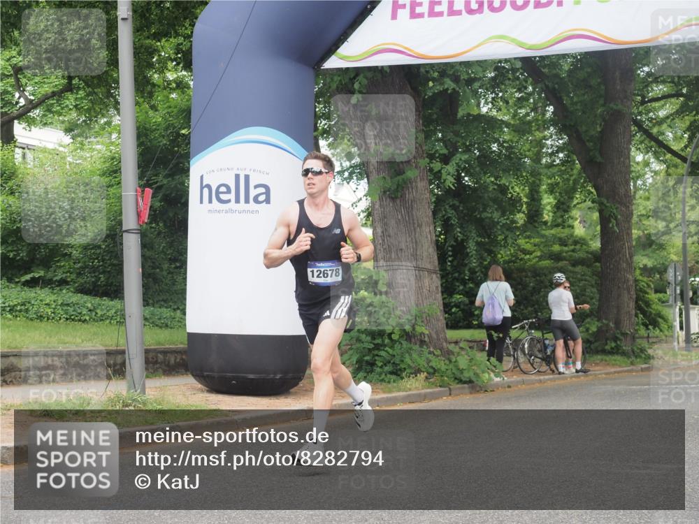 29.06.2025 - hella hamburg halbmarathon KatJ http://msf.ph/oto/8282794 29.06.2025 10:11:04 Zwischen KM18-KM19  meine-sportfotos.de