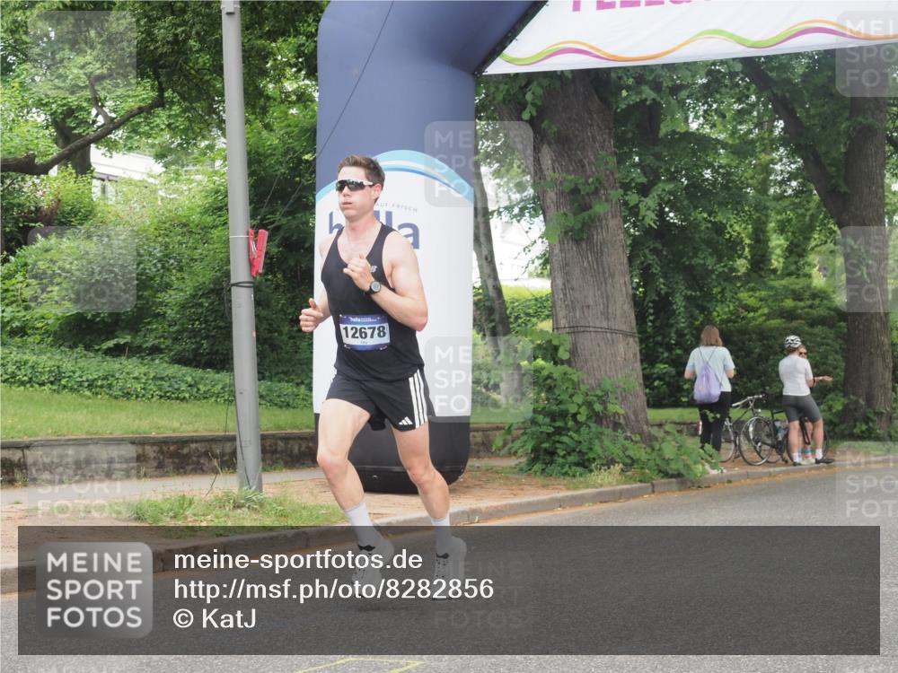 29.06.2025 - hella hamburg halbmarathon KatJ http://msf.ph/oto/8282856 29.06.2025 10:11:04 Zwischen KM18-KM19  meine-sportfotos.de