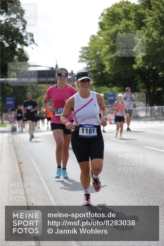29.06.2025 - hella hamburg halbmarathon Jannik Wohlers http://msf.ph/oto/8283038 29.06.2025 10:03:07 Lombardsbrücke 1114, 1161, 1885, 2619, 2683, 2759, 4307, 4511, 5384, 5396, 5464, 6391, 6453, 7277, 7278, 7279, 8484, 9453, 10389, 11556, 12211, 12377, 12843, 13793, 13976, 15539, 15643, 15859, 16371, 17096, 17226, 17550, 18028, 18999 meine-sportfotos.de