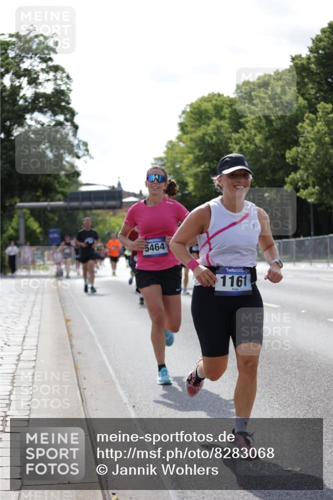 29.06.2025 - hella hamburg halbmarathon Jannik Wohlers http://msf.ph/oto/8283068 29.06.2025 10:03:08 Lombardsbrücke 1114, 1161, 1885, 2619, 2683, 2759, 4307, 4511, 5384, 5396, 5464, 6391, 6453, 7277, 7278, 7279, 8484, 9453, 10389, 11556, 12377, 13793, 13976, 15539, 15643, 15859, 16371, 17096, 17226, 17550, 18028, 18999 meine-sportfotos.de