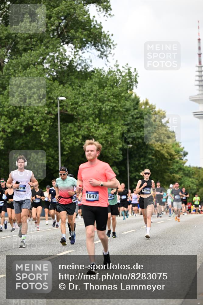29.06.2025 - hella hamburg halbmarathon Dr. Thomas Lammeyer http://msf.ph/oto/8283075 29.06.2025 10:36:57 Kennedybrücke 1237, 1647, 1732, 2059, 2268, 2384, 2959, 3221, 3391, 3653, 3660, 3670, 3708, 3753, 4096, 4555, 5110, 5156, 5581, 6861, 7135, 7387, 7531, 7749, 7750, 7789, 8170, 8839, 8840, 8914, 9010, 9034, 9188, 9471, 9542, 9765, 9812, 10002, 10203, 10470, 10624, 10770, 11076 meine-sportfotos.de