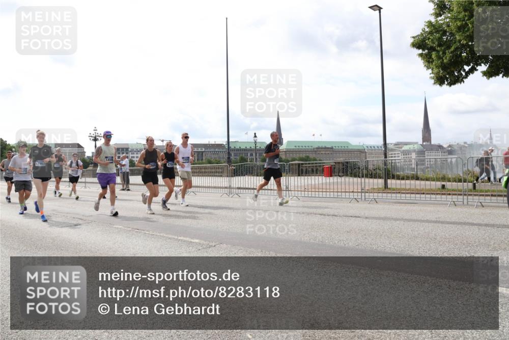 29.06.2025 - hella hamburg halbmarathon Lena Gebhardt http://msf.ph/oto/8283118 29.06.2025 10:20:41 Lombardsbrücke 17987, 14500, 1011, 1046, 1069, 1471, 1474, 2053, 2101, 2325, 2478, 2834, 2923, 2945, 3247, 3434, 3733, 3781, 3842, 4082, 4154, 4166, 4288, 4350, 4422, 4614, 4754, 4869, 5041, 5181, 5625, 5811, 5812, 5831, 5937, 6608, 6951, 7018, 7101, 7131, 7739, 8025, 8113, 8462, 8588, 8724, 8940, 9005, 9011, 9136, 9236, 9722, 9735, 9873, 9981, 10041, 10050, 10350, 10414, 10595, 10613, 10647, 10754, 11100, 11145, 11603, 11835, 11995, 12844 meine-sportfotos.de
