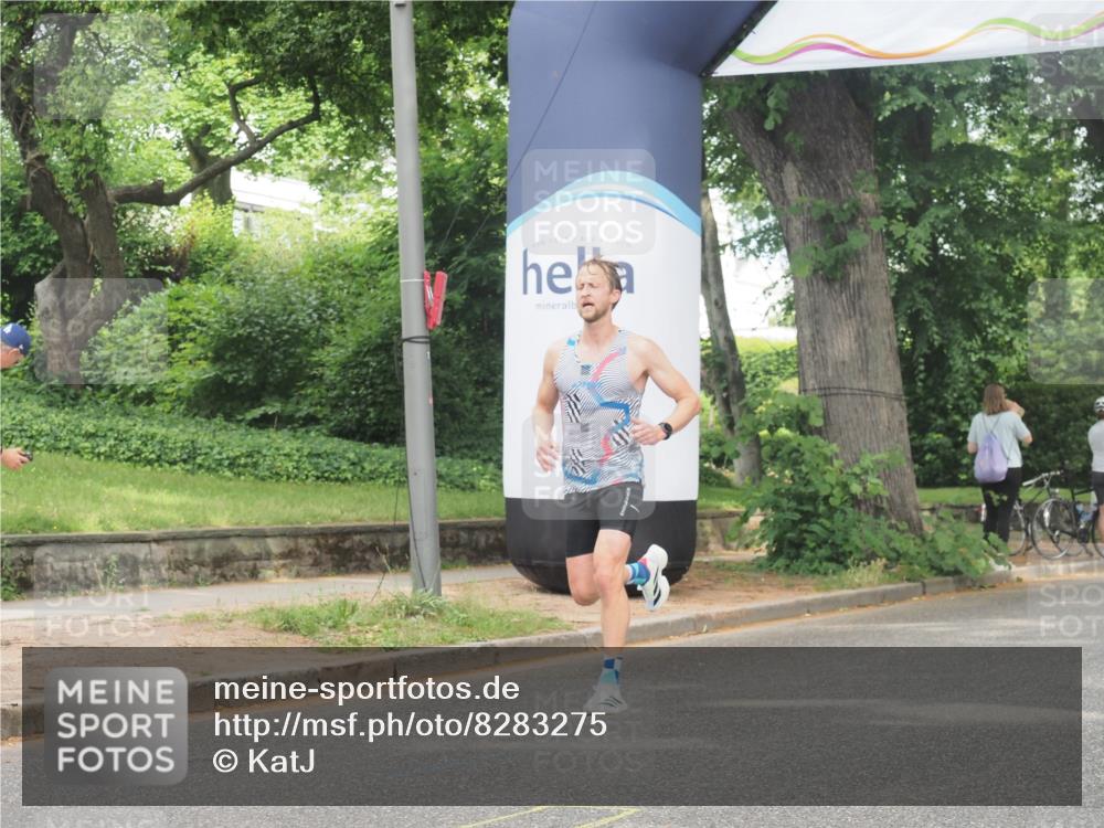 29.06.2025 - hella hamburg halbmarathon KatJ http://msf.ph/oto/8283275 29.06.2025 10:11:12 Zwischen KM18-KM19  meine-sportfotos.de