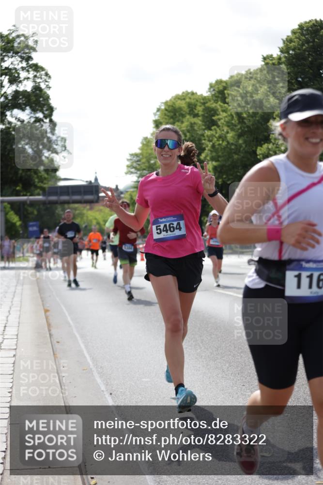 29.06.2025 - hella hamburg halbmarathon Jannik Wohlers http://msf.ph/oto/8283322 29.06.2025 10:03:08 Lombardsbrücke 1114, 1161, 1885, 2619, 2683, 2759, 4307, 4511, 5384, 5396, 5464, 6391, 6453, 7277, 7278, 7279, 8484, 9453, 10389, 11556, 12377, 13793, 13976, 15539, 15643, 15859, 16371, 17096, 17226, 17550, 18028, 18999 meine-sportfotos.de