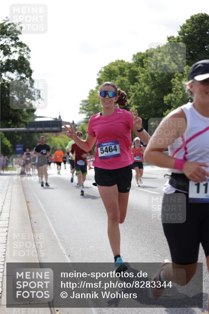 29.06.2025 - hella hamburg halbmarathon Jannik Wohlers http://msf.ph/oto/8283344 29.06.2025 10:03:08 Lombardsbrücke 1114, 1161, 1885, 2619, 2683, 2759, 4307, 4511, 5384, 5396, 5464, 6391, 6453, 7277, 7278, 7279, 8484, 9453, 10389, 11556, 12377, 13793, 13976, 15539, 15643, 15859, 16371, 17096, 17226, 17550, 18028, 18999 meine-sportfotos.de